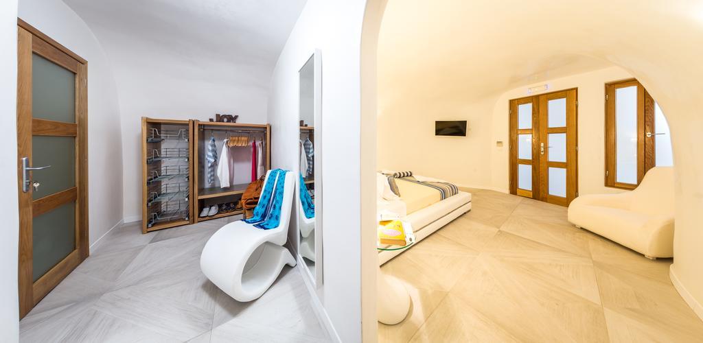 Elite Luxury Suites Oia  Bilik gambar